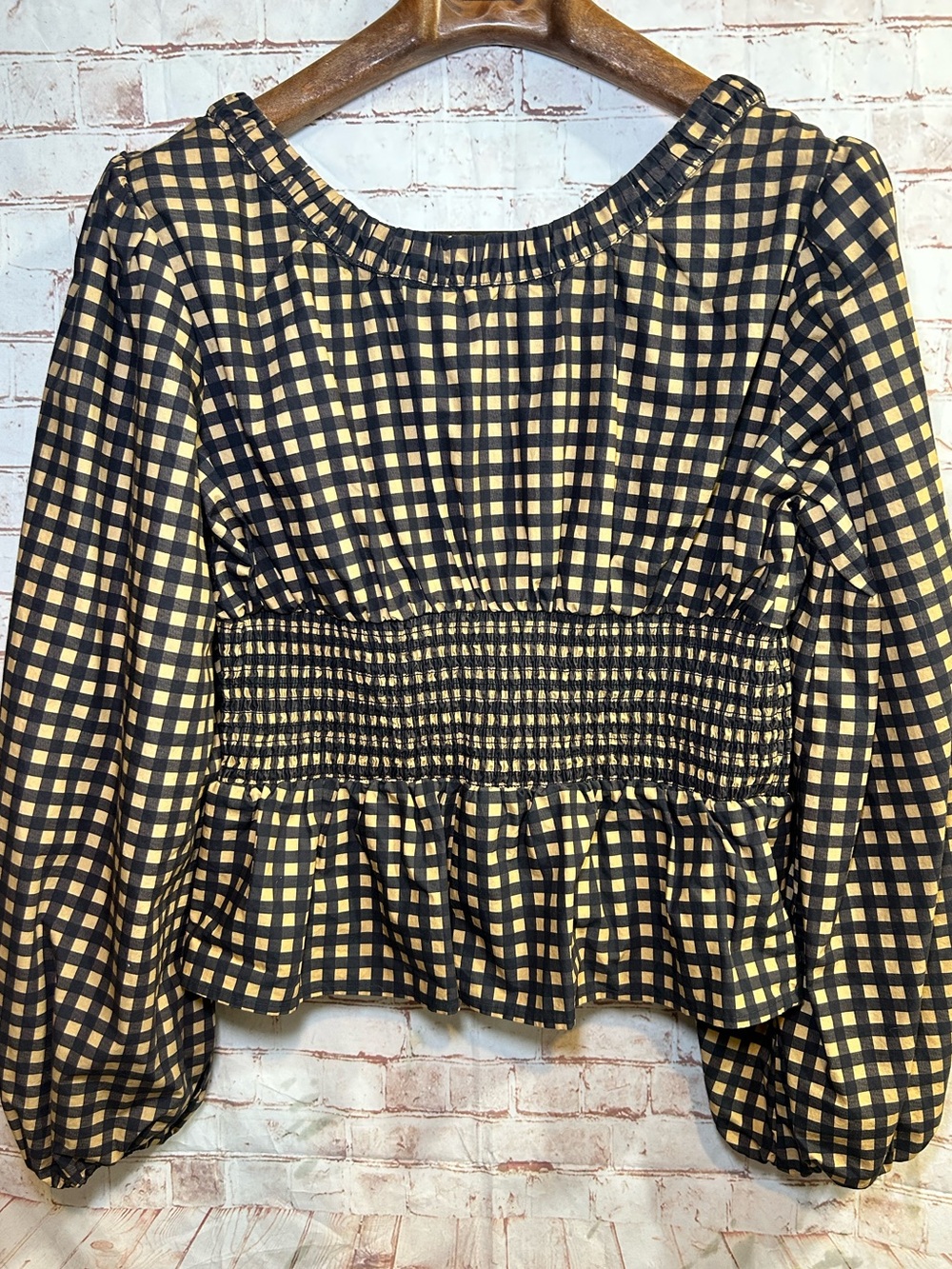 Anthropologie Gingham Black & Tan Smocked Peasant Peplum Blouse Size Medium - Picture 4 of 8